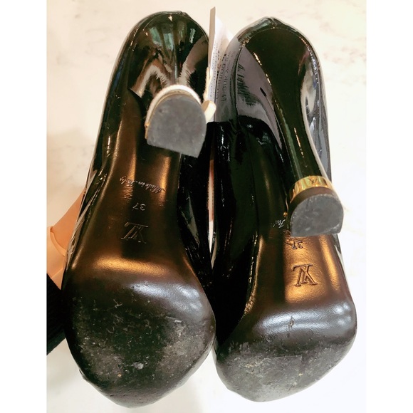 💕Authentic Louis Vuitton Black Monogram Vernis Tamara Pump💕 - Picture 12 of 15